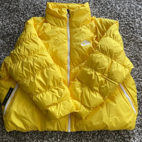 Nike bomber jacket - Picture 2 of 4